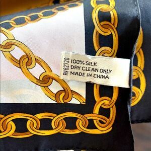 Oscar de la Renta Black and Gold Silk Scarf